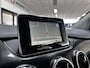 Mercedes-Benz B-klasse 180 Ambition/ Bi-Xenon/ Stoelverw./ PDC V+A/ Navi/ Airco/ Cruise/ Elek. pakket/ Isofix/ Bluetooth/ Armsteun/ Multi. LEDER. Stuur.