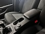 Mercedes-Benz B-klasse 180 Ambition/ Bi-Xenon/ Stoelverw./ PDC V+A/ Navi/ Airco/ Cruise/ Elek. pakket/ Isofix/ Bluetooth/ Armsteun/ Multi. LEDER. Stuur.
