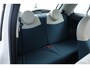 Fiat 500 1.2 Naked/ 4-Cilnder/ 14'' LMV/ Stuurbekr./ C.V. Afstand/ Elek. pakket/ Radio-CD/ Chroom/ Getint glas/ Dagrijverl.