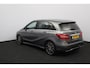 Mercedes-Benz B-klasse 180 Business Solution/ Trekhaak/ 18'' LMV/ LED Koplampen/ Camera/ Keyless-GO/ Stoelverw./ Zwarte-Hemel/ Sportstoelen/ Navi/ Bluetooth/ Multi. Sportstuur/ PDC V+A/ Chroom/ Extra getint glas.