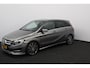 Mercedes-Benz B-klasse 180 Business Solution/ Trekhaak/ 18'' LMV/ LED Koplampen/ Camera/ Keyless-GO/ Stoelverw./ Zwarte-Hemel/ Sportstoelen/ Navi/ Bluetooth/ Multi. Sportstuur/ PDC V+A/ Chroom/ Extra getint glas.