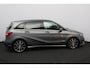 Mercedes-Benz B-klasse 180 Business Solution/ Trekhaak/ 18'' LMV/ LED Koplampen/ Camera/ Keyless-GO/ Stoelverw./ Zwarte-Hemel/ Sportstoelen/ Navi/ Bluetooth/ Multi. Sportstuur/ PDC V+A/ Chroom/ Extra getint glas.