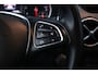 Mercedes-Benz B-klasse 180 Business Solution/ Trekhaak/ 18'' LMV/ LED Koplampen/ Camera/ Keyless-GO/ Stoelverw./ Zwarte-Hemel/ Sportstoelen/ Navi/ Bluetooth/ Multi. Sportstuur/ PDC V+A/ Chroom/ Extra getint glas.