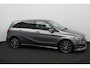 Mercedes-Benz B-klasse 180 Business Solution/ Trekhaak/ 18'' LMV/ LED Koplampen/ Camera/ Keyless-GO/ Stoelverw./ Zwarte-Hemel/ Sportstoelen/ Navi/ Bluetooth/ Multi. Sportstuur/ PDC V+A/ Chroom/ Extra getint glas.