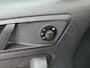 Skoda Yeti 1.2 TSI Comfort/ Trekhaak/ Automaat/ 16'' LMV/ Extra getint glas/ PDC/ Airco/ LEDER. Stuur/ Isofix/ Armsteun/ Dagrijverl./ Metallic lak.