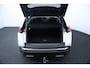 Peugeot 3008 1.2 PureTech Allure/ D-Riem verv: 95.000 Kilometer!/ Automaat/ Trekhaak/ Virtual Dashb./ 18'' LMV/ LED Koplampen/ Half-Leder/ Keyless/ Dode-Hoek DET./ Apple + Android/ Lane-Assist./ Extra getint glas/ Bluetooth/