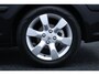 Peugeot 307 CC 2.0-16V/ Automaat!/ Leder/ Elek. Kap/ Stoelverw./ 16'' LMv/ Clima/ Cruise/ Elek. pakket/ LEDER. Stuur/ Mistl./ Getint glas/ PDC/ Metallic lak.
