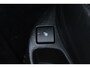 Peugeot 307 CC 2.0-16V/ Automaat!/ Leder/ Elek. Kap/ Stoelverw./ 16'' LMv/ Clima/ Cruise/ Elek. pakket/ LEDER. Stuur/ Mistl./ Getint glas/ PDC/ Metallic lak.