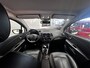 Renault Captur 0.9 TCe Edition One/ LED Koplampen/ Camera/ Stoelverw./ 17''LMV/ Clima/ Navi/ Cruise/ Bluetooth/ Multi.LEDER.Stuur/ Elek.Pakket/ Isofix/ PDC V+A.