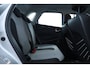 Renault Captur 0.9 TCe Dynamique/ Trekhaak!/ LED Dagrijverl./ Keyless/ 17''LMV/ Clima/ Navi/ Cruise/ Bluetooth/ Multi.LEDER.Stuur/ Elek.pakket/ Isofix/ Metallic Lak.