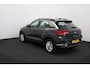 Volkswagen T-Roc 1.5 TSI Style/ Trekhaak!/ 16''LMV/ Apple+android/ Airco/ Navi/ Cruise/ Bluetooth/ Multi.LEDER.Stuur/ Elek.pakket/ Isofix/ PDC V+A.