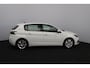 Peugeot 308 1.2 PureTech Active /D-Riem Verv. 180.000KM! /Trekhaak! /Apple + Android /DAB+! /Navi /Climat /Cruise /Elek. pakket /Bluetooth /LED Dagrijverl. /16"LMV /Getint glas /PDC /Isofix /Armsteun.