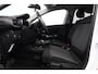 Citroën C3 1.2 PureTech Shine/ DEALER ONDERHOUDEN!/ AUTOMAAT!/ D-Riem verv: 91.000 KM!/ Two-Tone/ Camera/ 17'' LMV/ Apple + Android/ DAB+/ Extra getint glas/ Navi/ Clima/ Cruise/ Elek. pakket/ Isofix/ Bluetooth/ Mistl./ PD