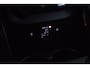Citroën C3 1.2 PureTech Shine/ DEALER ONDERHOUDEN!/ AUTOMAAT!/ D-Riem verv: 91.000 KM!/ Two-Tone/ Camera/ 17'' LMV/ Apple + Android/ DAB+/ Extra getint glas/ Navi/ Clima/ Cruise/ Elek. pakket/ Isofix/ Bluetooth/ Mistl./ PD
