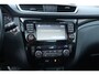 Nissan Qashqai 1.2 N-Connecta/ Trekhaak/ Panorama-Dak/ 18'' LMV/ Keyless/ 360° Camera/ Lane-Assist./ Navi/ Clima/ Cruise/ Elek. pakket/ Isofix/ Bluetooth/ Multi. LEDER. Stuur/ Mistl./ PDC V+A/ Extra getint glas/ Dakrails.