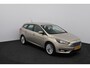 Ford Focus Wagon 1.0 Titanium Edition/ Voorruitverw./ 17'' LMV/ PDC V+A/ Navi/ Clima/ Cruise/ Elek. pakket/ Isofix/ Bluetooth/ Armsteun/ Multi. LEDER. Stuur/ Mistl./ Chroom/ Dakrails.