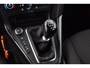 Ford Focus Wagon 1.0 Titanium Edition/ Voorruitverw./ 17'' LMV/ PDC V+A/ Navi/ Clima/ Cruise/ Elek. pakket/ Isofix/ Bluetooth/ Armsteun/ Multi. LEDER. Stuur/ Mistl./ Chroom/ Dakrails.