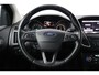 Ford Focus Wagon 1.0 Titanium Edition/ Voorruitverw./ 17'' LMV/ PDC V+A/ Navi/ Clima/ Cruise/ Elek. pakket/ Isofix/ Bluetooth/ Armsteun/ Multi. LEDER. Stuur/ Mistl./ Chroom/ Dakrails.