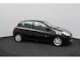 Renault Clio 1.2 TCE Business Line/ Dealer Onderhouden!/ 15'' LMV/ 5-Drs/ Airco/ C.V. Afstand/ Elek. pakket/ Isofix/ Radio-CD/ Mistl./ Getint glas/ Metallic lak.