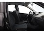 Renault Clio 1.2 TCE Business Line/ Dealer Onderhouden!/ 15'' LMV/ 5-Drs/ Airco/ C.V. Afstand/ Elek. pakket/ Isofix/ Radio-CD/ Mistl./ Getint glas/ Metallic lak.
