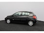 Renault Clio 1.2 TCE Business Line/ Dealer Onderhouden!/ 15'' LMV/ 5-Drs/ Airco/ C.V. Afstand/ Elek. pakket/ Isofix/ Radio-CD/ Mistl./ Getint glas/ Metallic lak.