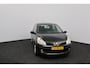 Renault Clio 1.2 TCE Business Line/ Dealer Onderhouden!/ 15'' LMV/ 5-Drs/ Airco/ C.V. Afstand/ Elek. pakket/ Isofix/ Radio-CD/ Mistl./ Getint glas/ Metallic lak.