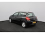 Renault Clio 1.2 TCE Business Line/ Dealer Onderhouden!/ 15'' LMV/ 5-Drs/ Airco/ C.V. Afstand/ Elek. pakket/ Isofix/ Radio-CD/ Mistl./ Getint glas/ Metallic lak.