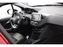 Peugeot 2008 1.2 PureTech Allure/ Riem V.V. 52.000 km !/Pano-Dak! /Trekhaak! /Apple + Android /DAB+! /Navi /Climat /Cruise /Elek. pakket /Bluetooth /Regensensor /16"LMV /Extra getint glas /PDC /LED Dagrijverl. /Dakrails /Isof