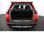 Peugeot 2008 1.2 PureTech Allure/ Riem V.V. 52.000 km !/Pano-Dak! /Trekhaak! /Apple + Android /DAB+! /Navi /Climat /Cruise /Elek. pakket /Bluetooth /Regensensor /16"LMV /Extra getint glas /PDC /LED Dagrijverl. /Dakrails /Isof