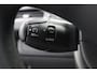 Peugeot 208 1.2 PureTech Active/ D-RIEM VERV: 63.000 KM!/ DEALER ONDERHOUDEN!/ 5-Drs/ Apple + Android/ Navi/ Airco/ Cruise/ Elek. pakket/ Isofix/ Bluetooth/ Armsteun/ Multi. LEDER. Stuur/ Dakspoiler/ LED Dagrijverl.