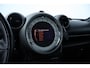 MINI Countryman 1.6 Cooper S Chili/ Automaat/ 184pk!/ Two-Tone/ Panorama-Dak/ 18'' LMV/ Bi-Xenon/ Keyless/ Stoelverw./ Zwarte-Hemel/ Leder/ Multi. LEDER. Stuur/ PDC/ Chroom.