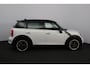 MINI Countryman 1.6 Cooper S Chili/ Automaat/ 184pk!/ Two-Tone/ Panorama-Dak/ 18'' LMV/ Bi-Xenon/ Keyless/ Stoelverw./ Zwarte-Hemel/ Leder/ Multi. LEDER. Stuur/ PDC/ Chroom.