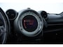 MINI Countryman 1.6 Cooper S Chili/ Automaat/ 184pk!/ Two-Tone/ Panorama-Dak/ 18'' LMV/ Bi-Xenon/ Keyless/ Stoelverw./ Zwarte-Hemel/ Leder/ Multi. LEDER. Stuur/ PDC/ Chroom.