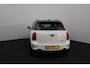 MINI Countryman 1.6 Cooper S Chili/ Automaat/ 184pk!/ Two-Tone/ Panorama-Dak/ 18'' LMV/ Bi-Xenon/ Keyless/ Stoelverw./ Zwarte-Hemel/ Leder/ Multi. LEDER. Stuur/ PDC/ Chroom.