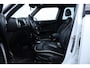 MINI Countryman 1.6 Cooper S Chili/ Automaat/ 184pk!/ Two-Tone/ Panorama-Dak/ 18'' LMV/ Bi-Xenon/ Keyless/ Stoelverw./ Zwarte-Hemel/ Leder/ Multi. LEDER. Stuur/ PDC/ Chroom.