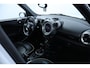 MINI Countryman 1.6 Cooper S Chili/ Automaat/ 184pk!/ Two-Tone/ Panorama-Dak/ 18'' LMV/ Bi-Xenon/ Keyless/ Stoelverw./ Zwarte-Hemel/ Leder/ Multi. LEDER. Stuur/ PDC/ Chroom.