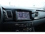 Kia Niro Hybrid 1.6 GDi DynamicLine/ 16'' LMV/ Apple + Android/ Lane-Assist./ Half-Leder/ Navi/ Clima/ Cruise/ Bluetooth/ Armsteun/ Multi. LEDER. Stuur/ PDC/ Chroom/ LED Dagrijverl.