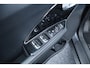 Kia Niro Hybrid 1.6 GDi DynamicLine/ 16'' LMV/ Apple + Android/ Lane-Assist./ Half-Leder/ Navi/ Clima/ Cruise/ Bluetooth/ Armsteun/ Multi. LEDER. Stuur/ PDC/ Chroom/ LED Dagrijverl.