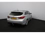 Hyundai i40 Wagon 2.0 GDI i-Catcher/ Pano-Dak!/ Trekhaak/ Camera/ Bi-Xenon/ 18"LMV/ Elek.Stoel/ Stoelverw./ Keyless/ Clima/ Navi/ Cruise/ Bluetooth/ Multi.LEDER.Stuur/ PDC.
