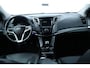Hyundai i40 Wagon 2.0 GDI i-Catcher/ Pano-Dak!/ Trekhaak/ Camera/ Bi-Xenon/ 18"LMV/ Elek.Stoel/ Stoelverw./ Keyless/ Clima/ Navi/ Cruise/ Bluetooth/ Multi.LEDER.Stuur/ PDC.