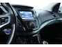 Hyundai i40 Wagon 2.0 GDI i-Catcher/ Pano-Dak!/ Trekhaak/ Camera/ Bi-Xenon/ 18"LMV/ Elek.Stoel/ Stoelverw./ Keyless/ Clima/ Navi/ Cruise/ Bluetooth/ Multi.LEDER.Stuur/ PDC.