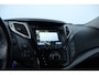 Hyundai i40 Wagon 2.0 GDI i-Catcher/ Pano-Dak!/ Trekhaak/ Camera/ Bi-Xenon/ 18"LMV/ Elek.Stoel/ Stoelverw./ Keyless/ Clima/ Navi/ Cruise/ Bluetooth/ Multi.LEDER.Stuur/ PDC.