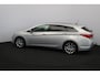 Hyundai i40 Wagon 2.0 GDI i-Catcher/ Pano-Dak!/ Trekhaak/ Camera/ Bi-Xenon/ 18"LMV/ Elek.Stoel/ Stoelverw./ Keyless/ Clima/ Navi/ Cruise/ Bluetooth/ Multi.LEDER.Stuur/ PDC.