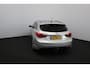 Hyundai i40 Wagon 2.0 GDI i-Catcher/ Pano-Dak!/ Trekhaak/ Camera/ Bi-Xenon/ 18"LMV/ Elek.Stoel/ Stoelverw./ Keyless/ Clima/ Navi/ Cruise/ Bluetooth/ Multi.LEDER.Stuur/ PDC.
