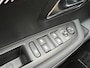 Peugeot 208 1.2 Hybrid 110 e-DCS6 Allure Navigatie | Parkeer camera voor en achter | Carplay | Adaptive cruise control |
