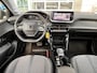 Peugeot 208 1.2 Hybrid 110 e-DCS6 Allure Navigatie | Parkeer camera voor en achter | Carplay | Adaptive cruise control |
