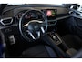 SEAT Leon 1.4 TSI eHybrid PHEV FR SOH 92% | Trekhaak | Camera | Eibach | Adapt. Cruise | Carplay | Navi | Bluetooth | 19" LMV | PDC V+A