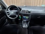 Volkswagen Golf 1.6 Comfortline Automaat, Rijdt & schakelt goed, trekhaak, APK