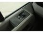 Volkswagen Crafter 2.0 TDI 140PK L3H2 | DC | 6 Zits | 3000KG Trekgew. | Airco | Camera | Cruise | Carplay | Parkeersens.