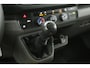 Volkswagen Crafter 2.0 TDI 140PK L3H2 | DC | 6 Zits | 3000KG Trekgew. | Airco | Camera | Cruise | Carplay | Parkeersens.